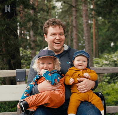 Otto Sassi with his two children