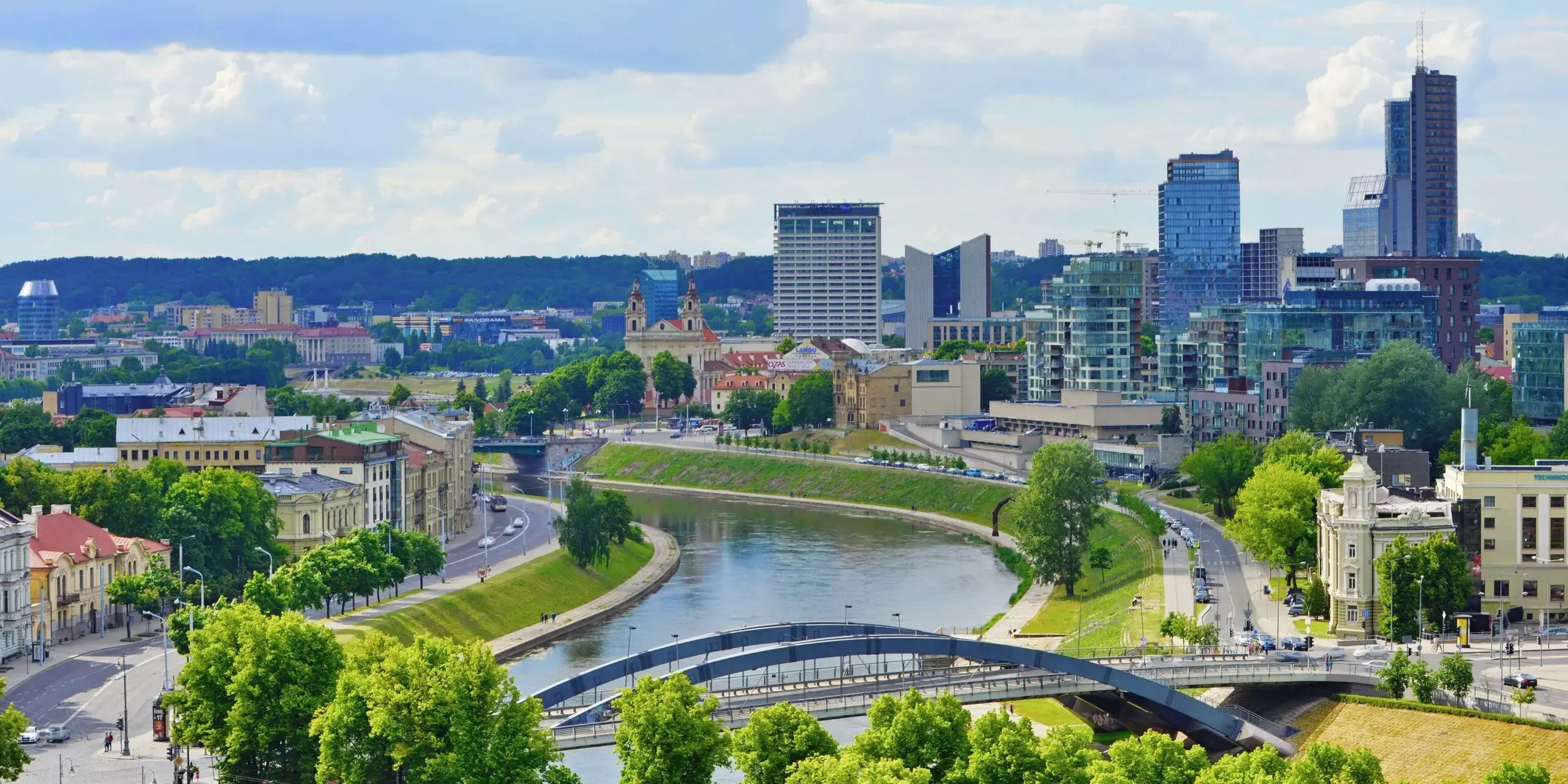 nortal_careers_lithuania_hero_2-scaled-e1685692780450
